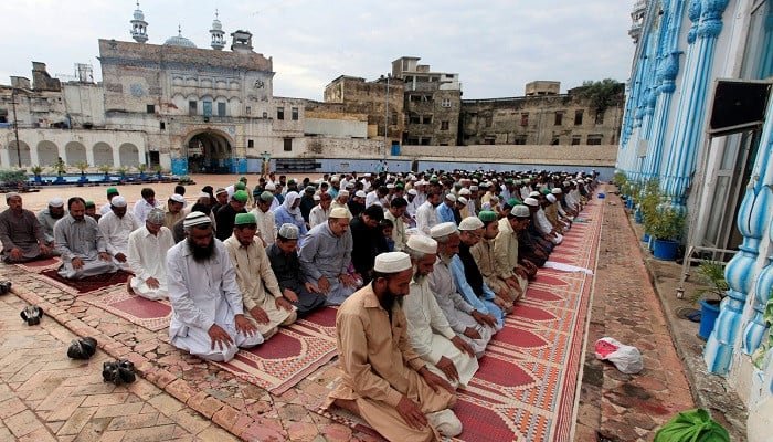 پاکستان میں عید الاضحیٰ مشرق وسطیٰ میں امن کی دعاؤں کے ساتھ منائی گئی۔