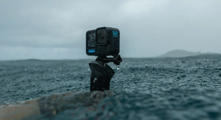 یہاں تک کہ GoPro دفاع کی طرف محور ہے۔