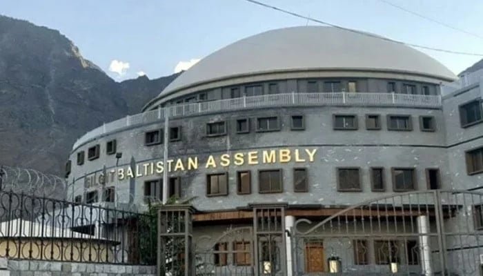 گلگت بلتستان میں عام انتخابات میں 24 نشستوں پر پولنگ کا عمل سخت سکیورٹی میں شروع ہو گیا۔
