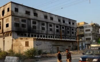 مزدور یونینز، متاثرین کا بلدیہ فیکٹری میں آتشزدگی کی تازہ تحقیقات کا مطالبہ
