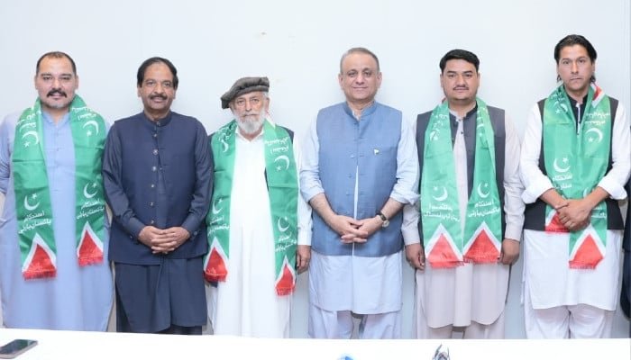 گلگت بلتستان میں چار آزاد امیدوار علیم خان کی آئی پی پی میں شامل ہو گئے۔