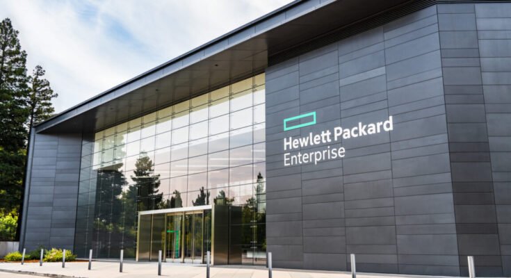 A picture of Hewlett Packard Enterprise (HPE) corporate headquarters located in Silicon Valley.
