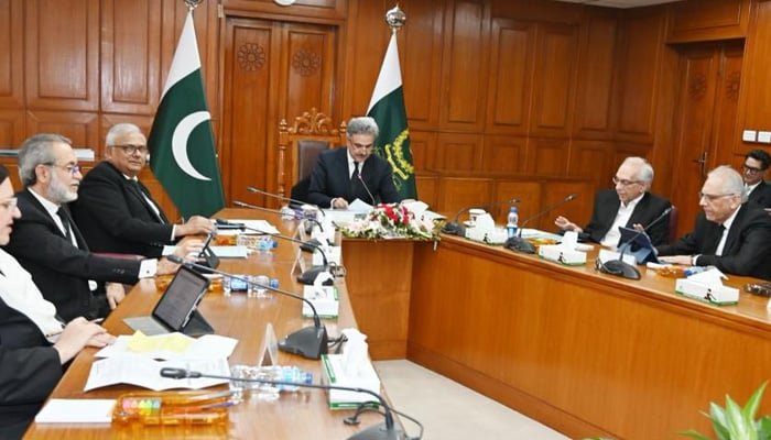 چیف جسٹس آف پاکستان یحییٰ آفریدی نے سپرم جوڈیشل کونسل کے اجلاس کی صدارت کی۔ - سپریم کورٹ/فائل